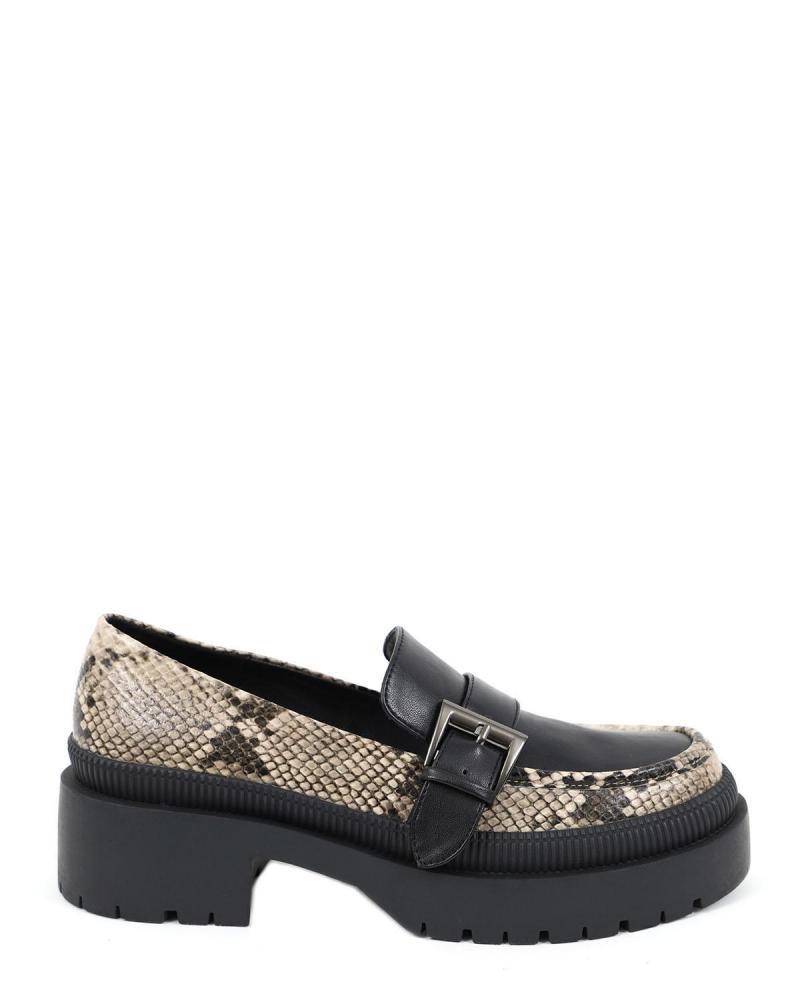Black mocassins Black mocassins