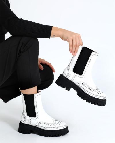 White combat boots 2
