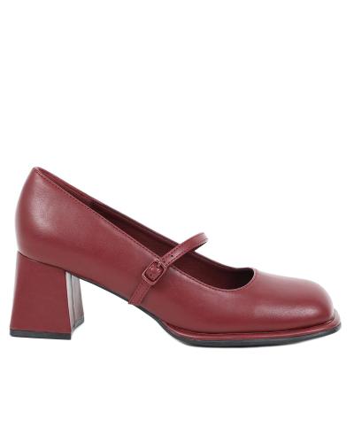 Γόβες τύπου mary jane μπορντώ