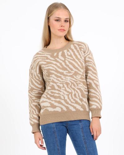 Beige animal print pullover 2
